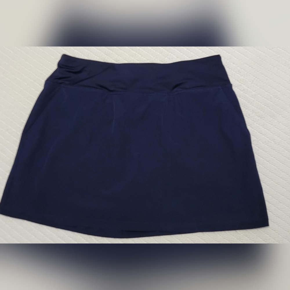 Under Armour Links Skort - Size Large - Navy